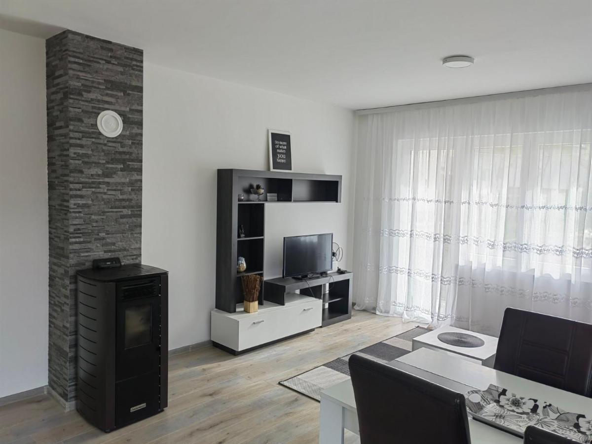 Apartman Planinski Raj Жабляк Экстерьер фото